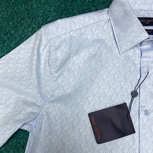 絶対欲しい!ルイヴィトン ロングスリーブスリムシャツ 偽物 vug17778